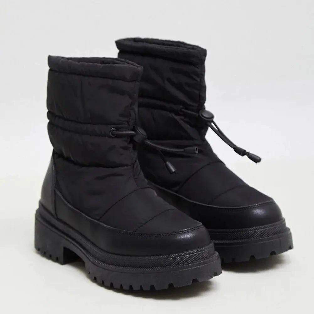 ELA - Botas deportivas de media caña negras