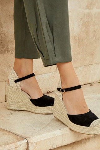 Bianca – Black Charm