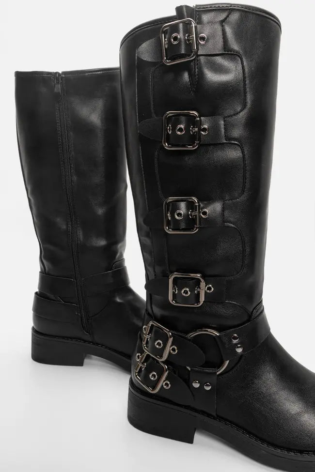 AISHA - Bota biker alta com fivelas