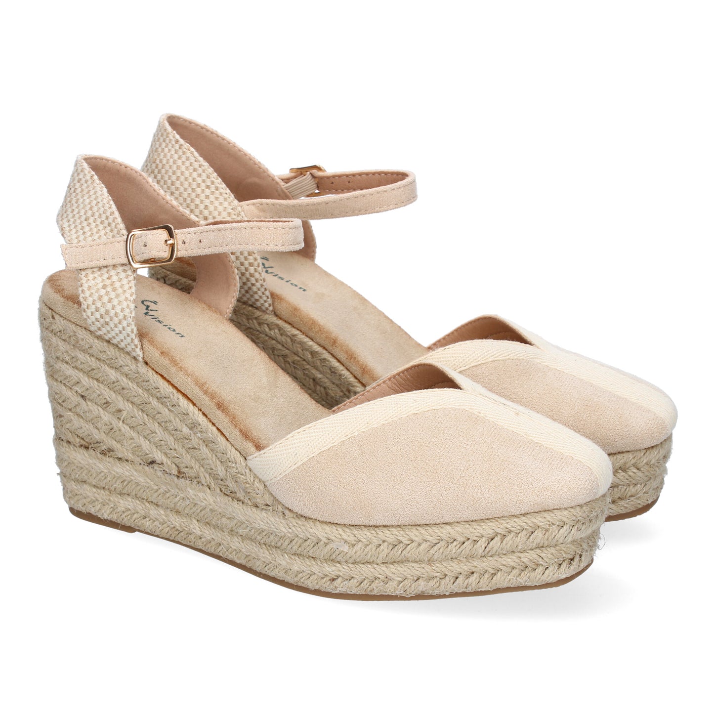 Claudia – Beige Breeze