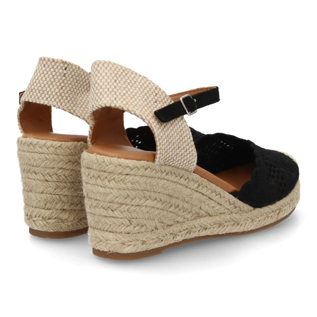 Sandalia de mujer Rosehill Aina en color Negro