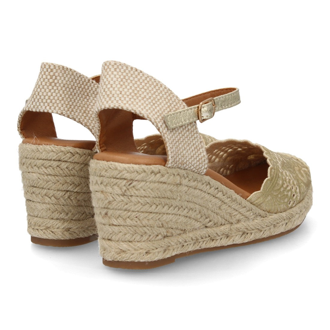 Sandalia de mujer Rosehill Aina en color Oro