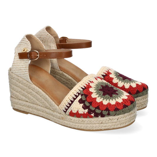 Emilia – Camel Charm