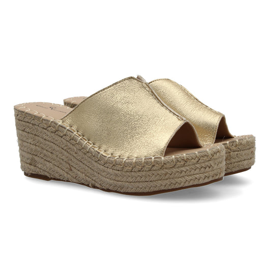 Clara – Gold Style